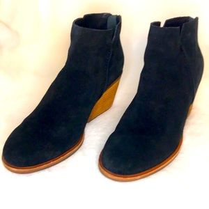 Kork-Ease suede booties, black, 6